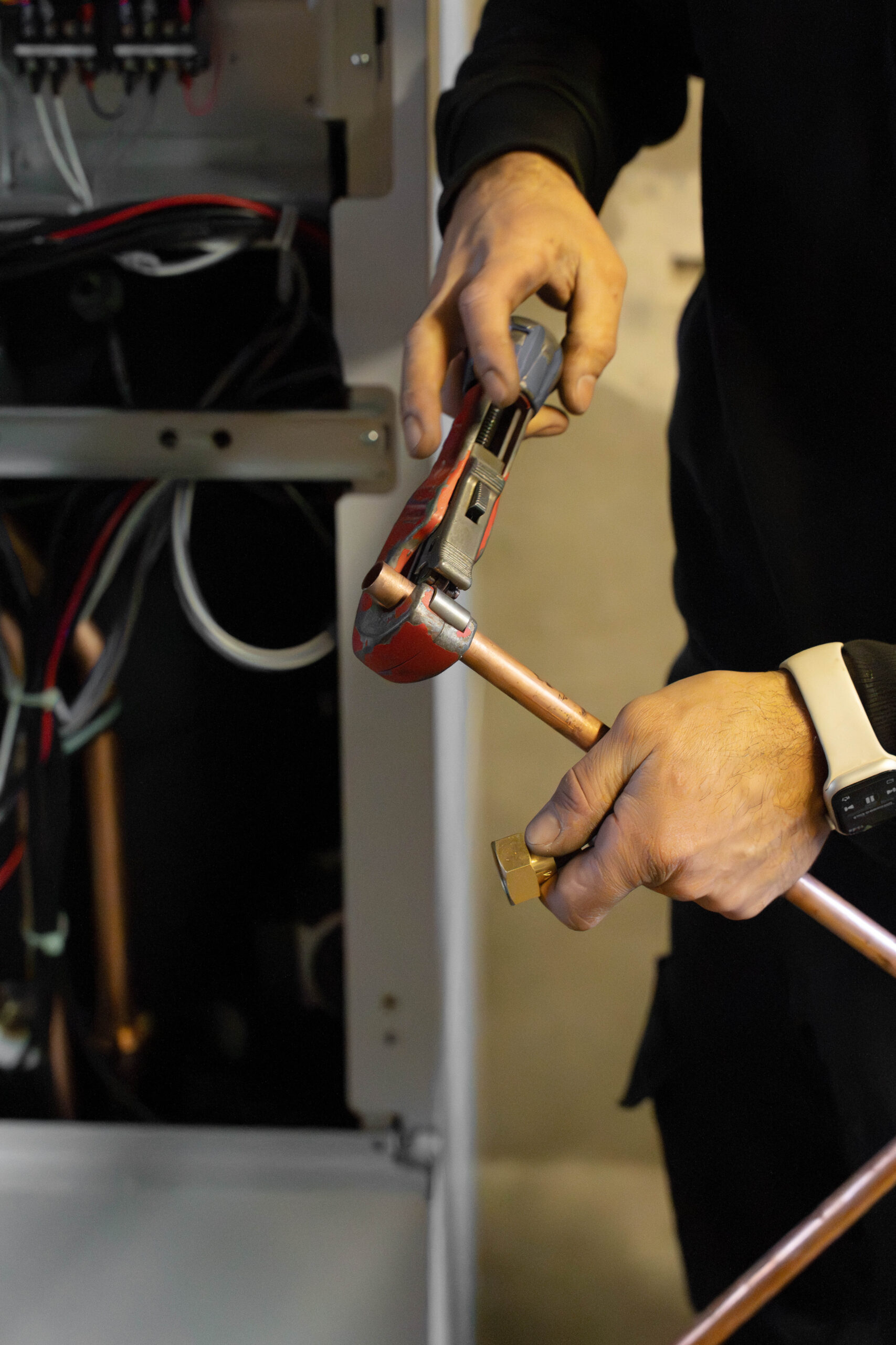 Chaudière à gaz en fin de vie à Villeurbanne ? Diagnostic, alternatives et compatibilité radiateurs : les conseils d'un chauffagiste local, Samak.